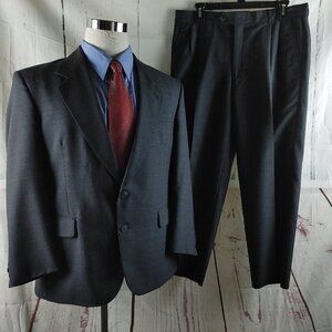 Kilburne & Finch 40S 2 Button Blue Glen Plaid 2pc Suit 34x26.5 Pleated